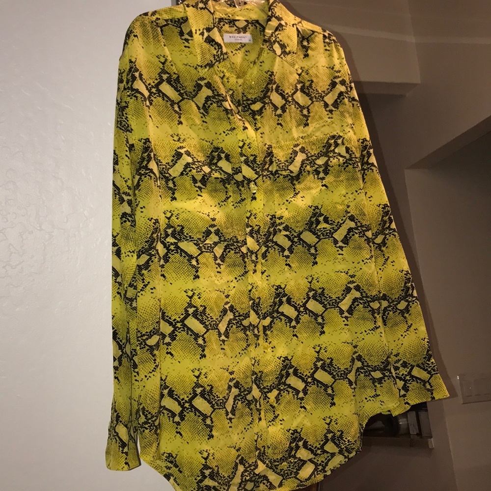 EQUIPMENT SNAKESKIN SHIRT! Size XS!